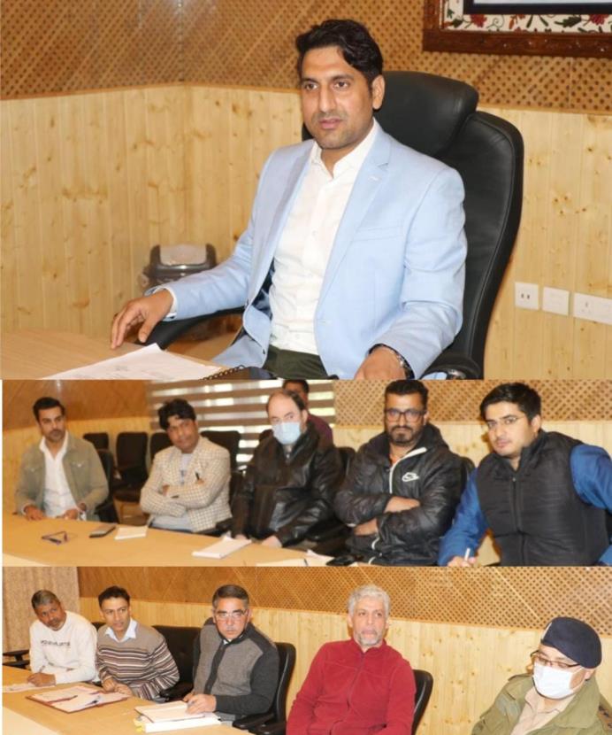 DC Srinagar chairs District Level Committee meeting for setting up of Animal  Rescue Centre - Jammu Links News