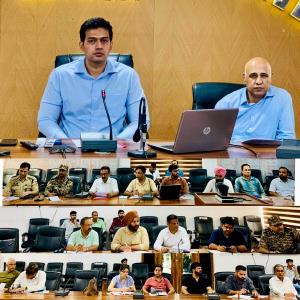 DC Kathua reviews anti-flood measures