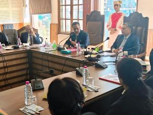 Chief Justice visits District Court Complex Srina...