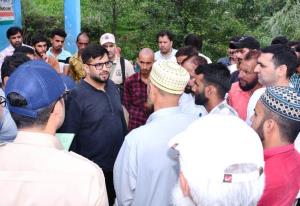 DC Rajouri leads swift response to diarrhoea outb...