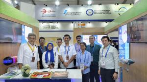Indonesian defence officials visit India Pavilion...