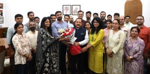 Central Secretariat Officers call on Dr Jitendra,...