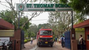 Bomb threat in Delhi schools: Frustrated parents ...