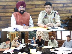 DC Doda reviews, approves route permits for passe...