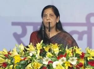 Sunita Kejriwal likely to join AAP
