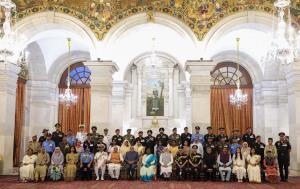 President Murmu confers six Kirti Chakras & 33 Sh...