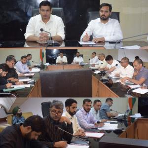 DC Poonch chairs CLU Committee Meeting