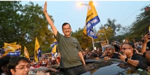 After 50 days, Delhi CM Kejriwal walks out of Tih...