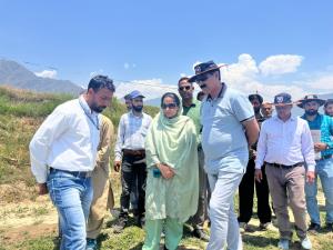 Director Agriculture Kashmir visits Kulgam Areas