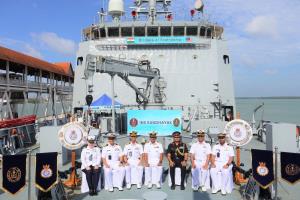 INS Sandhayak visits Malaysian port to boost mari...