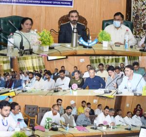 DC Pulwama presides over District Level Bankers C...