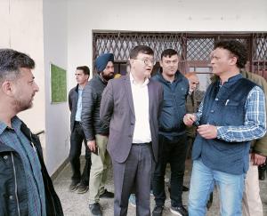 DEO Baramulla reviews arrangements at Counting Ce...