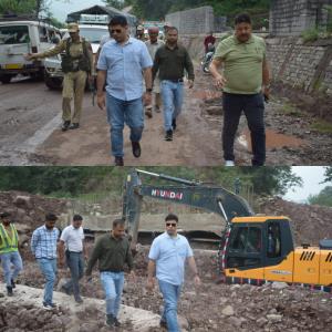 DC Poonch inspects Chandak-Mandi Road, Key develo...