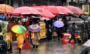MeT predicts heavy rains, flash floods in J&K Par...
