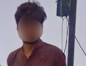Pakistani national apprehended along LoC in Rajou...