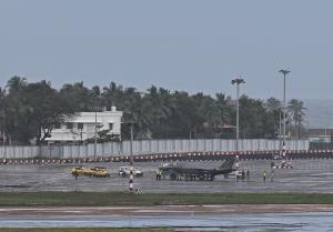 British F-35 fighter jet makes emergency landing ...
