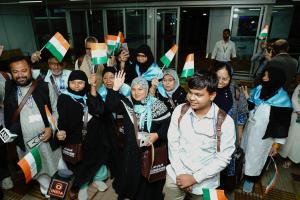 Another flight brings back 290 Indians from Iran ...