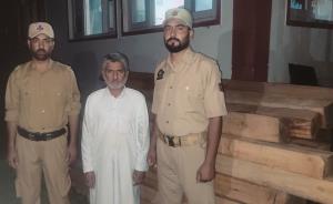 Handwara police bust illegal timber storage; 21 d...