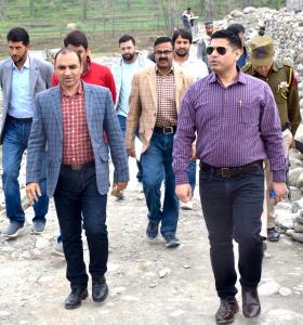 Clearance work underway to facilitate road wideni...