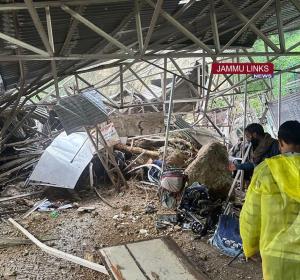 Landslide hits Vaishno Devi track in Reasi; four ...