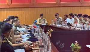 DGP reviews security arrangements for Amarnath Ya...