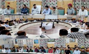 ADDC Kupwara reviews status of Kisan Khidmat Ghar...