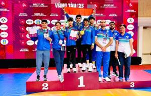 Indian Women wrestlers clinch Champion Trophy at ...