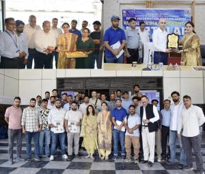 PIB Jammu organises media workshop in Kishtwar; s...