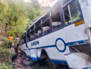 9 killed, 33 injured as terrorists ambush bus car...