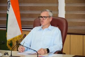 CM Omar Abdullah calls out newspapers for "buryin...