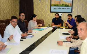 DLIC reviews implementation of Mission YUVA in Ja...