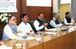 Dr Jitendra convenes meeting of Northeast Technol...