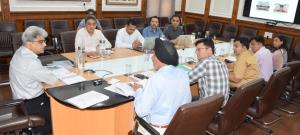 Chief Secretary reviews the promotion of J&K Hand...
