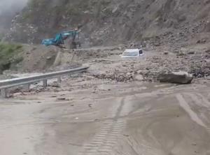 National Highway blocked near Nandprayag and Bhan...