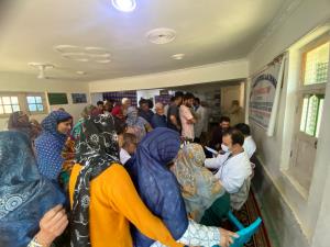 AYUSH Shopian holds Free Medical & Awareness camp...