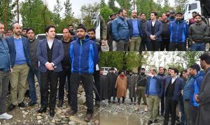 DC Kulgam visits several areas, takes stock of si...