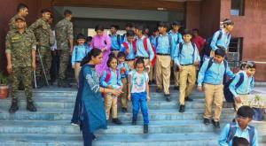 10 Kanpur schools received 