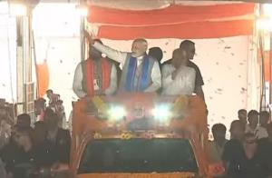 Prime Minister Narendra Modi holds roadshow in Bi...