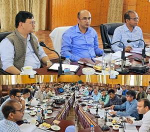 Bhupinder Kumar reviews functioning of PWD in Nor...