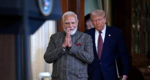 After phone call with Modi, Trump repeats claim h...