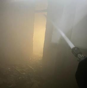 Fire breaks out at building in ITO, 21 fire tende...
