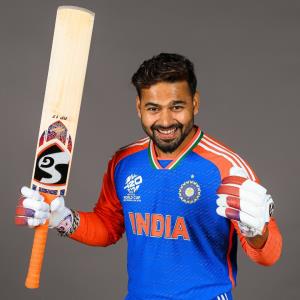 Rishabh Pant enjoys first nets session in Indian ...