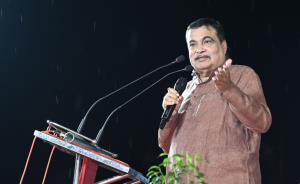 Film abhi baaki hain, says Nitin Gadkari to query...