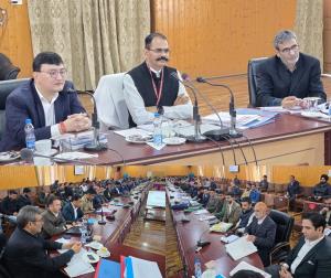 Expenditure Observer of Baramulla PC chairs revie...