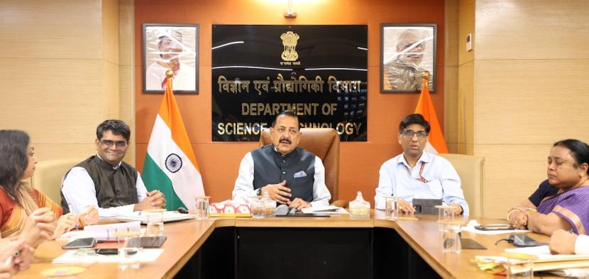 Dr Jitendra Calls For AI Led Innovations, Deep-Tech StartUps