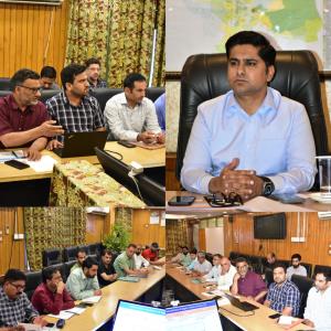 Commissioner SMC holds review meeting on SWM in S...