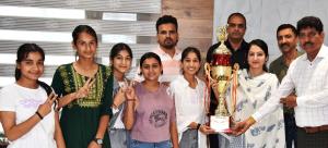 DC Udhampur felicitates Girls