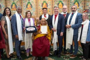 US Congressional delegation meets Tibetan spiritu...