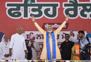 Early exit polls predicts majority for BJP-led ND...