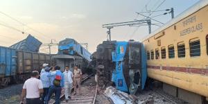 Punjab: Loco pilots injured as two goods trains c...
